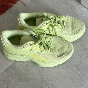 Puma Light Green Mesh Platform Sneakers
